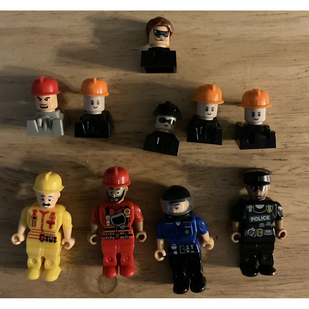 Lot Of Make-It Block Policeman, Fireman Figures And Extra Heads